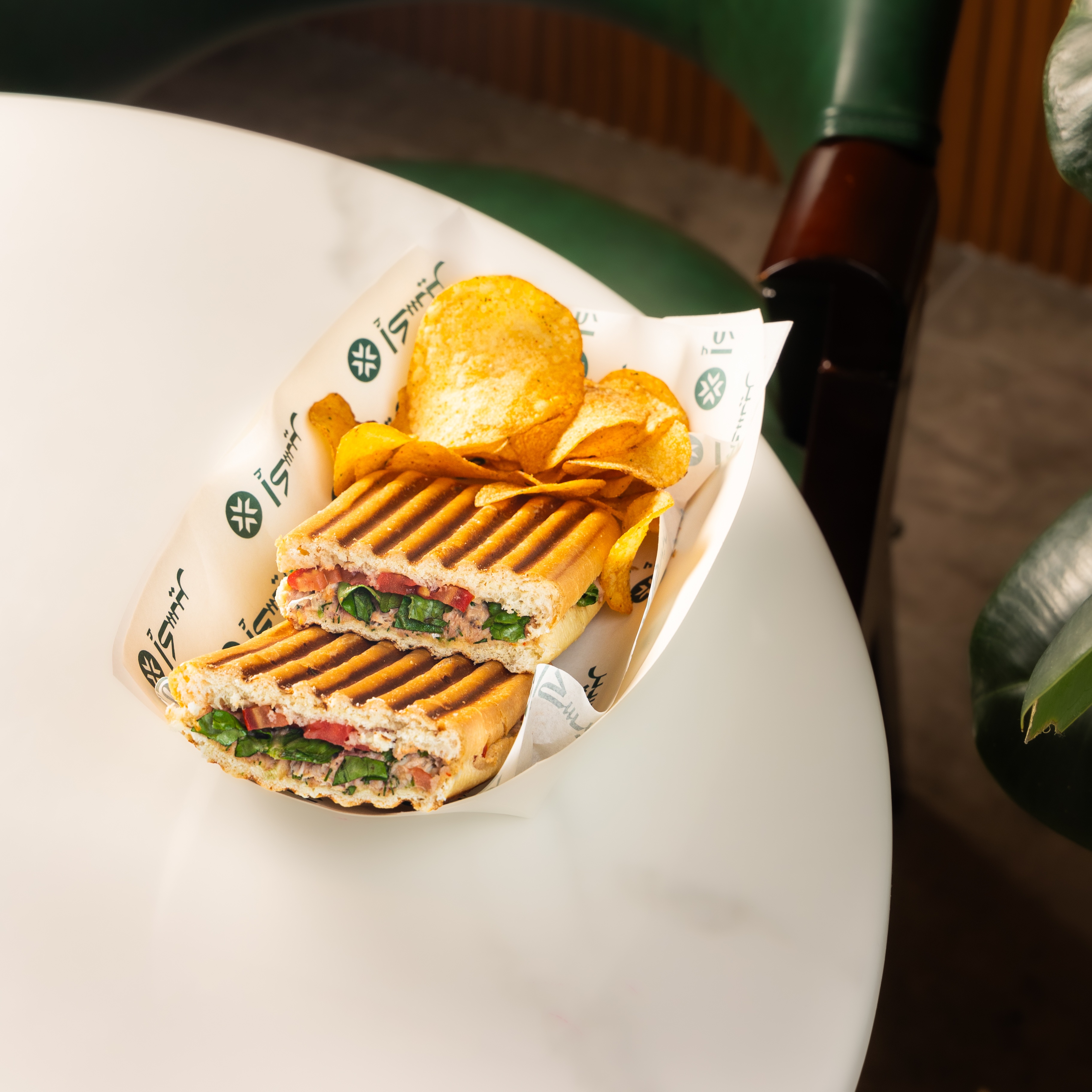 ساندوتش تونه